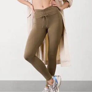 Athleta Elation Cinch Ultra High Legging Clay Small